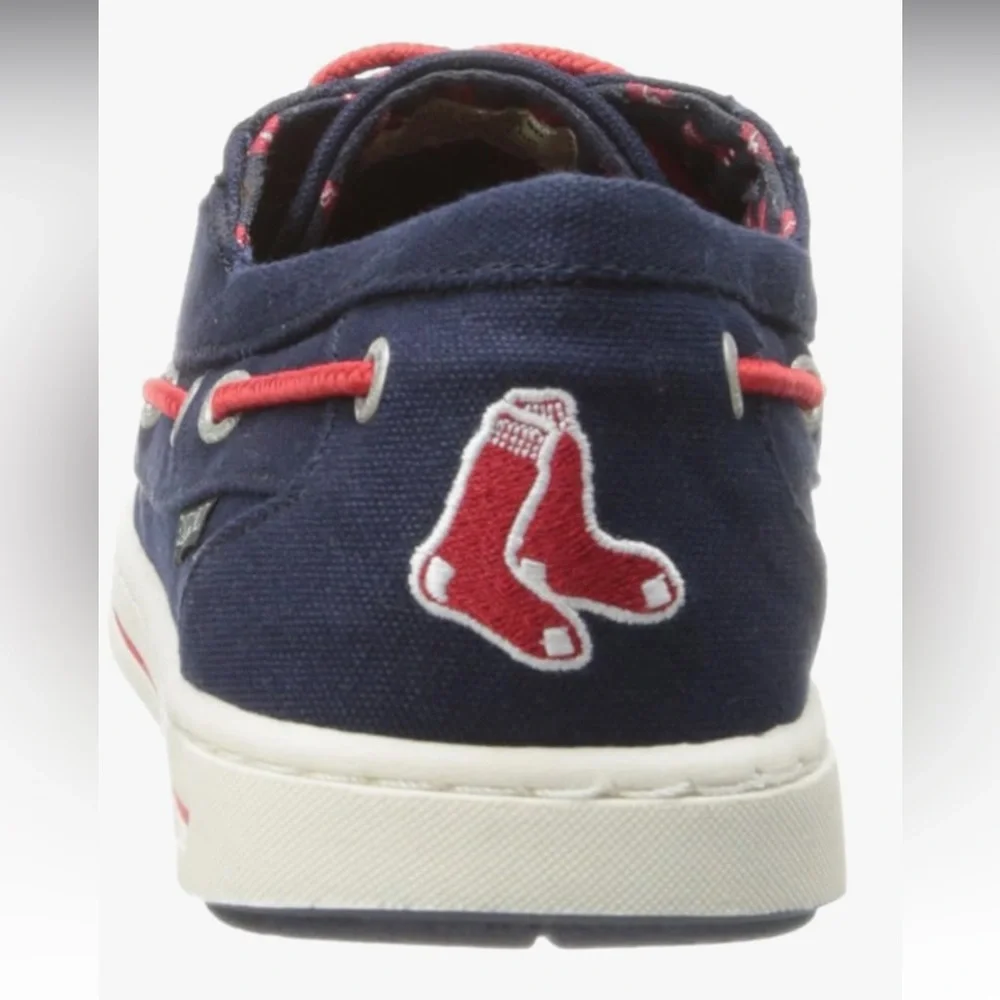 Eastland Men’s Adventure MLB Red Sox Navy Oxford with Logo size 12D